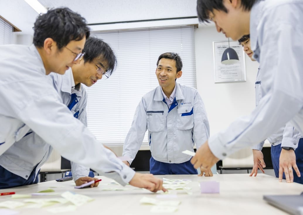 「機械好き」なMさんにとって、自身のアイデアを自由に提案できて、かつそこに感謝もいただけるこの環境はピッタリですね。